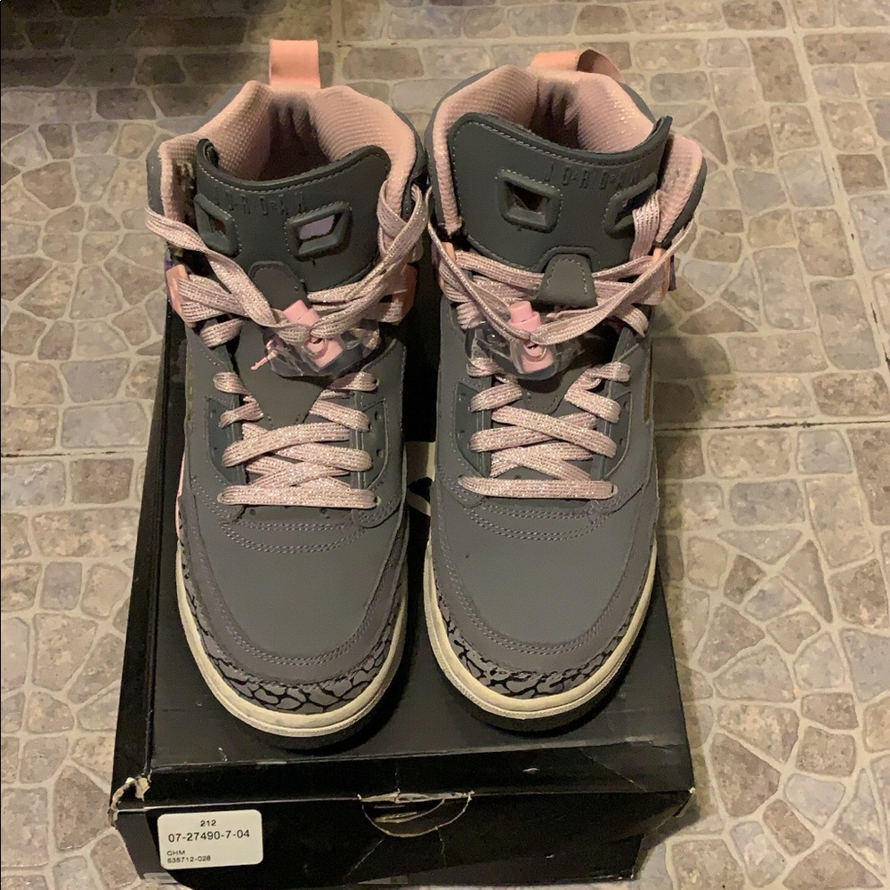 Jordan Spizike’s - Picture 2 of 5
